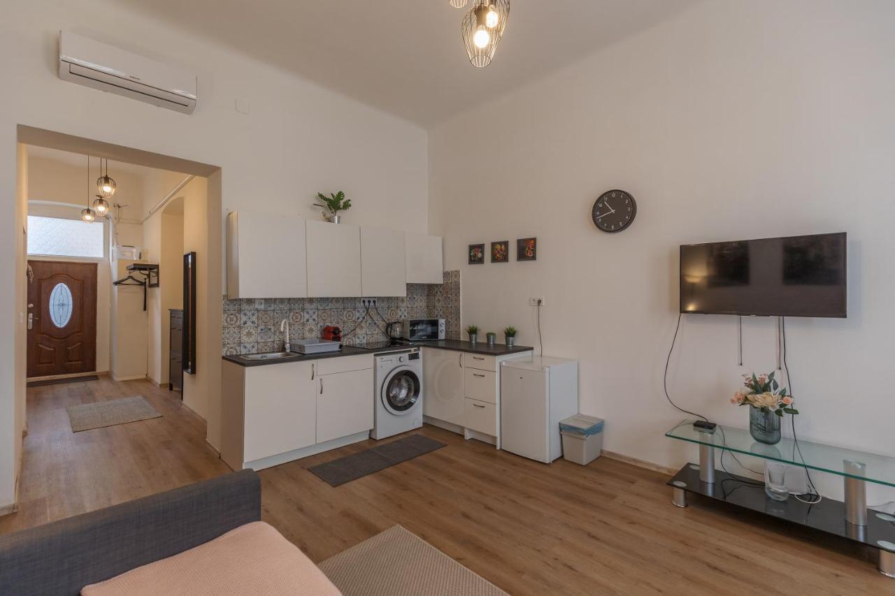 Emily'S Lovely Place 布达佩斯 外观 照片